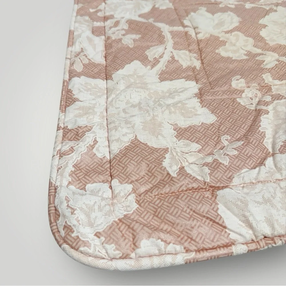 CROSCILL Rare Vintage Queen Comforter 4 -Piece Set‎ Pink Cream